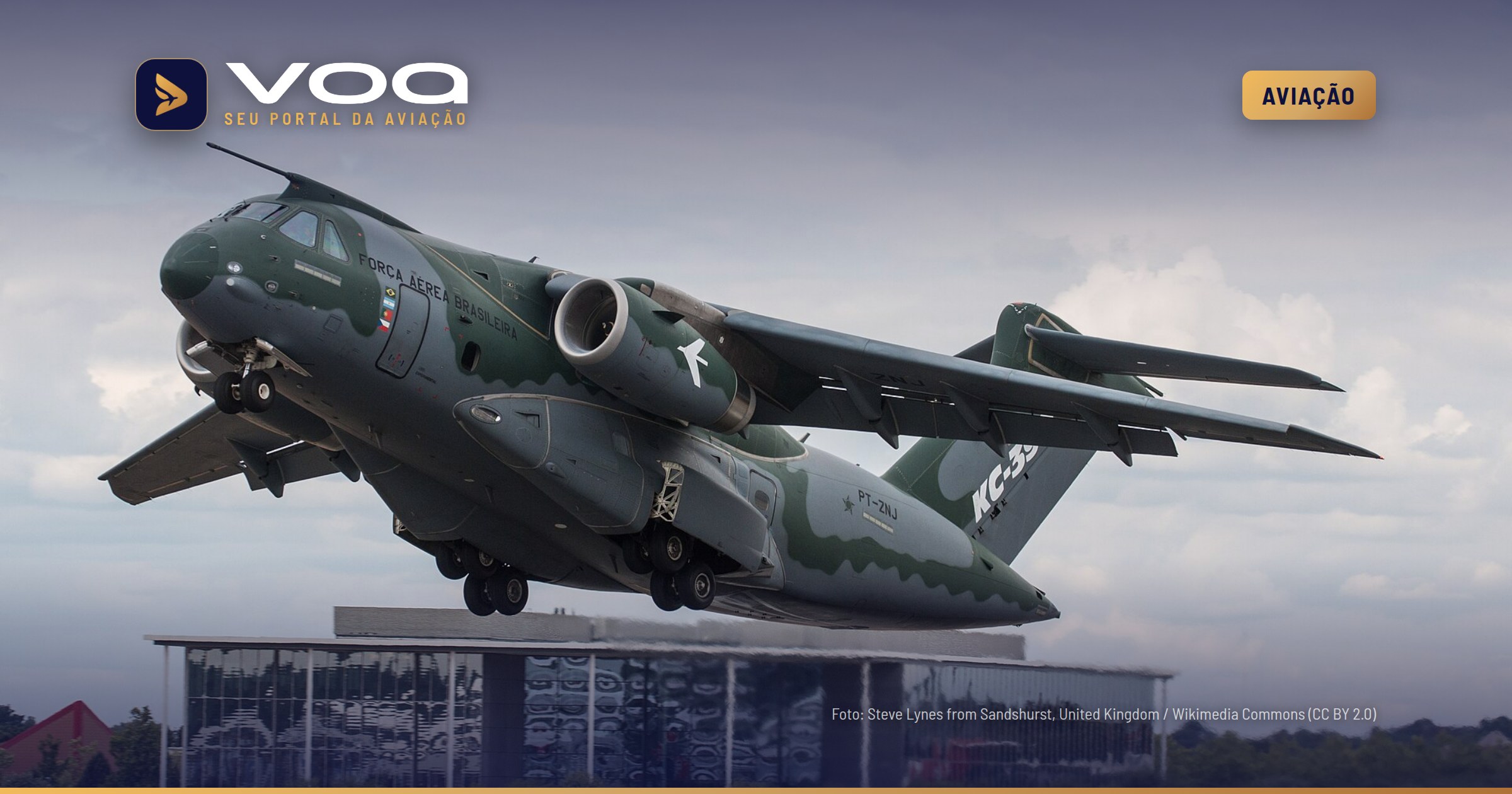 KC-390 da FAB levam até 12 mil litros de água ao Amazonas