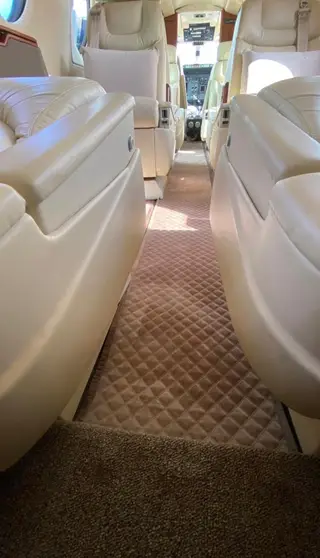 Beechjet 400A — miniatura 8