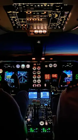 Beechjet 400A — miniatura 6