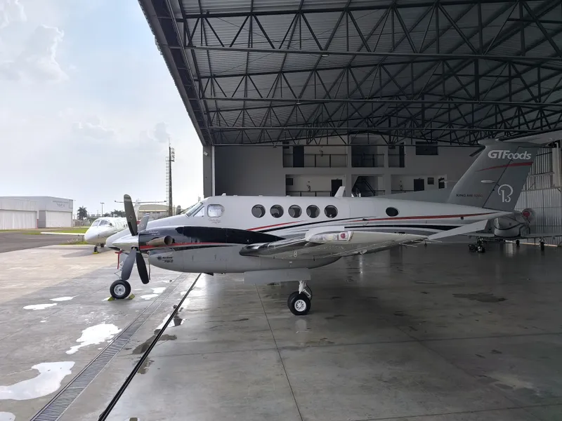 King Air B200 BlackHawk